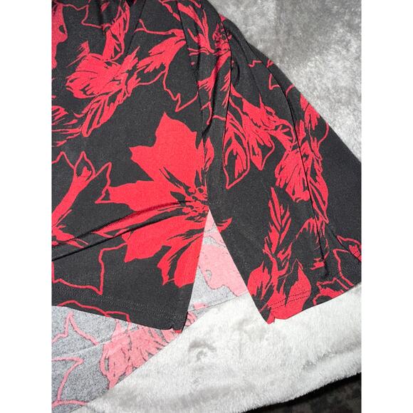 NWOT Catherines Women's Plus Size Anywear Tunic 3X 26/28W Red Black Floral - Picture 6 of 8